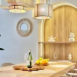 아파트 Oasis Riviera, Near Nikki