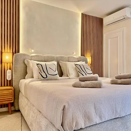 Oasis Riviera, Near Nikki * 마르베야