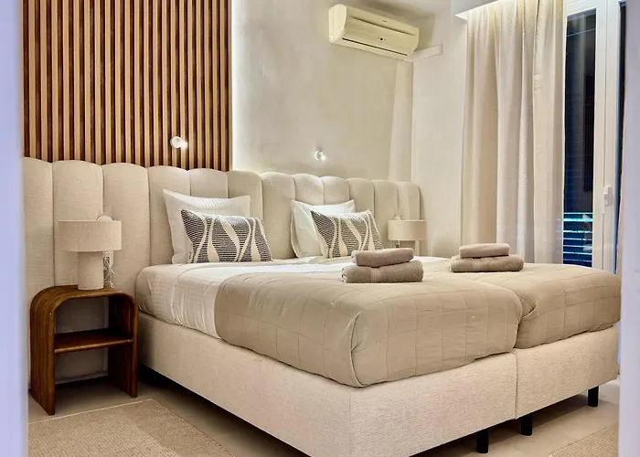 Oasis Riviera, Near Nikki * ماربيا