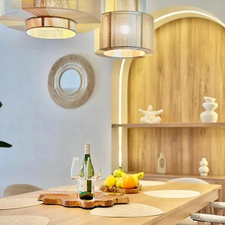 Διαμέρισμα Oasis Riviera, Near Nikki